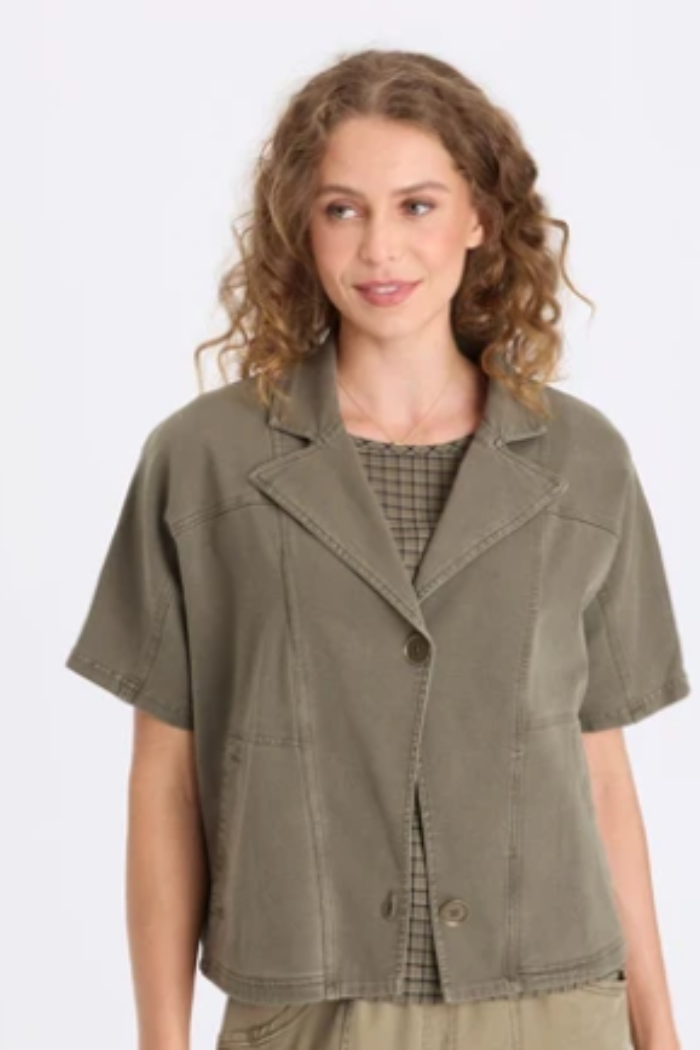 Nevo Jacket